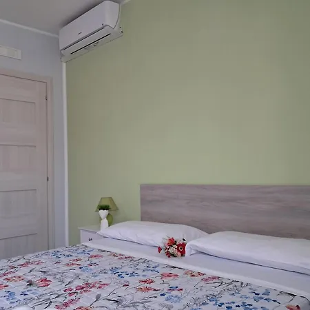 Con Piscina Privata In Uso Esclusivo Apartman SantʼAntonio Abate