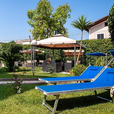 Con Piscina In Uso Esclusivo In Sant'Antonio Abate